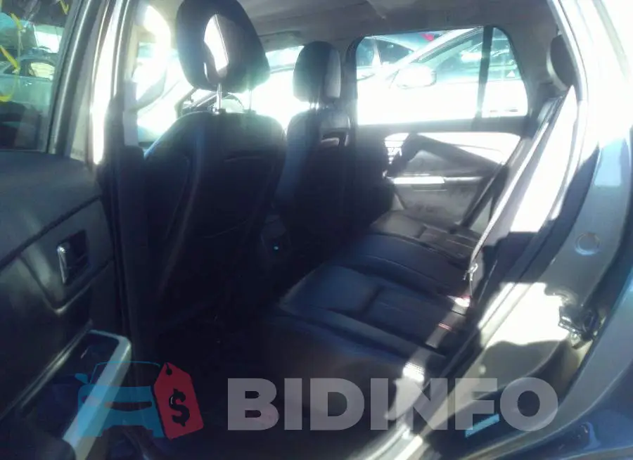 2FMDK3JC8DBA30921 Photo# 8