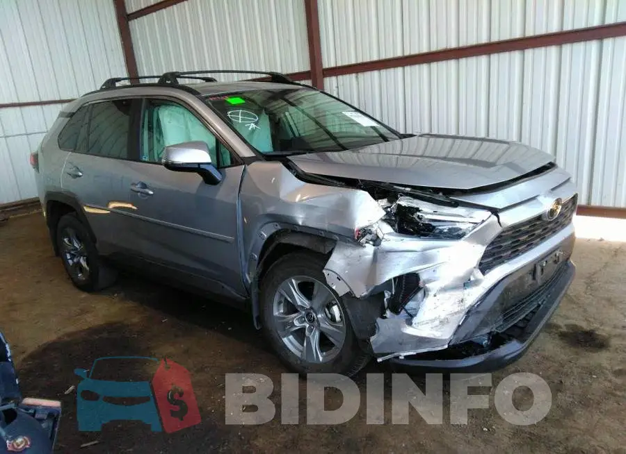 2T3P1RFV8NC280631 Photo# 1