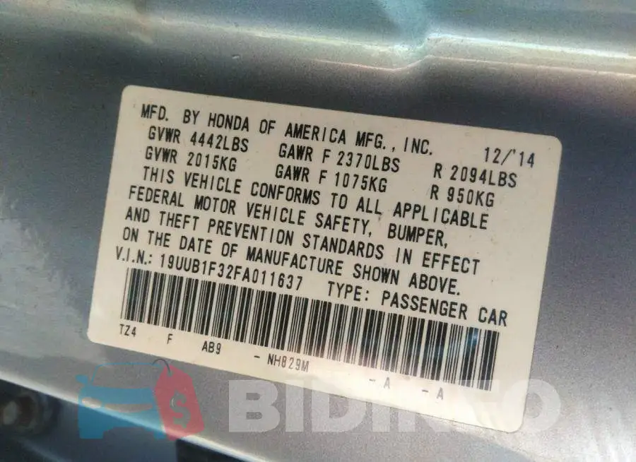 19UUB1F32FA011637 Photo# 9