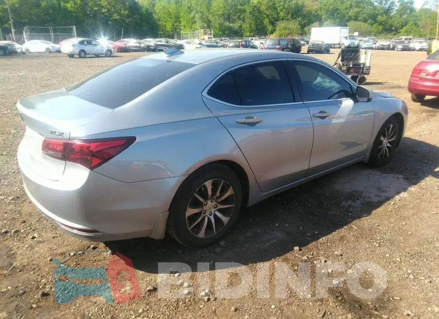 19UUB1F32FA011637 Photo# 4
