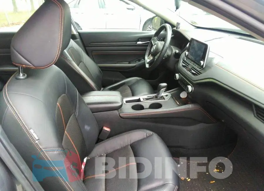 1N4BL4CV9LC166752 Photo# 5