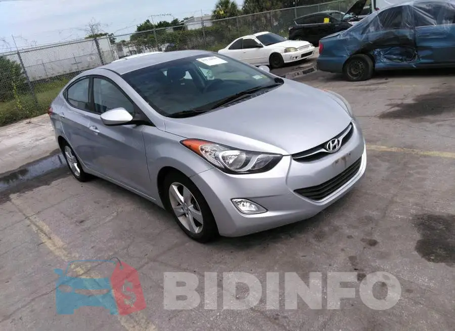 5NPDH4AE2DH227002 Photo# 1