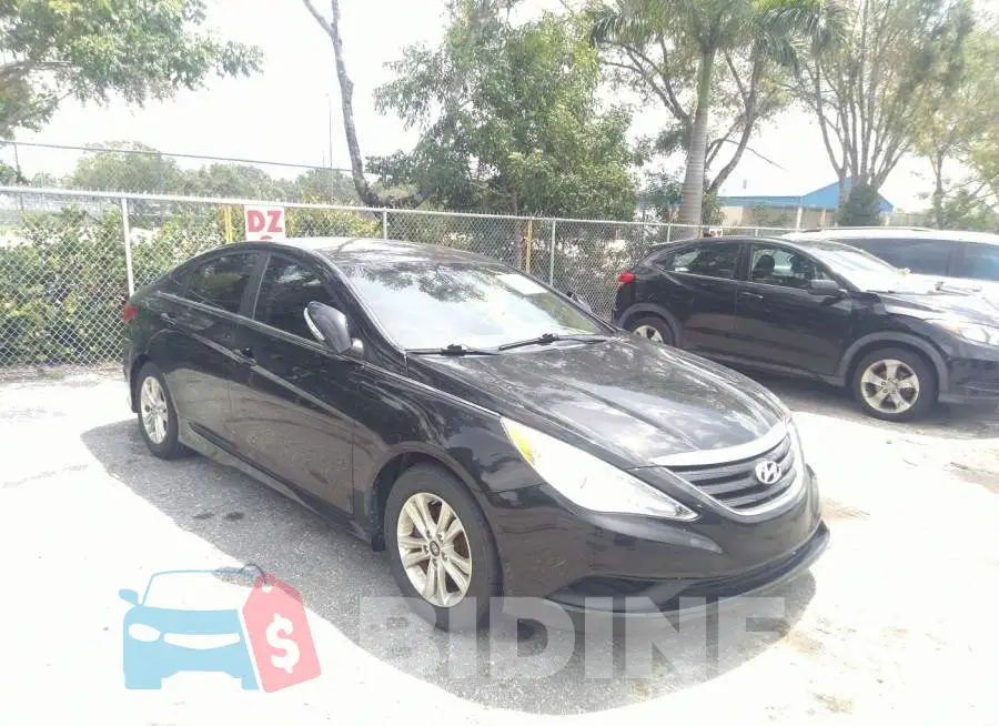 5NPEB4ACXEH831774 Photo# 1