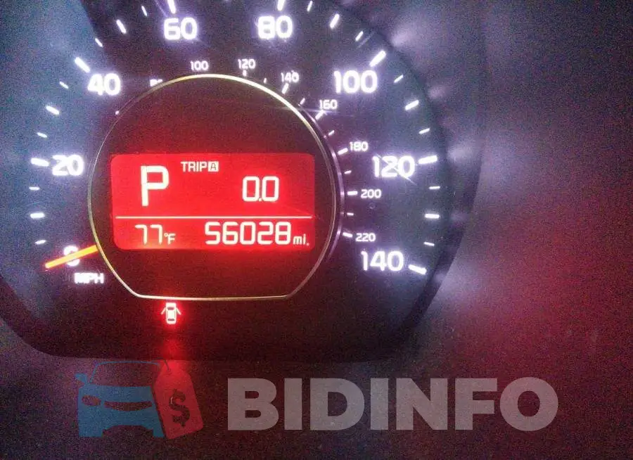 KNDJP3A51J7598572 Photo# 7