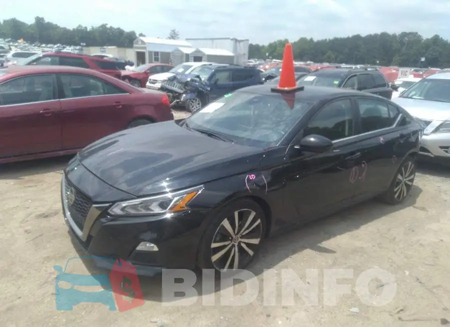 1N4BL4CV6LC239043 Photo# 2