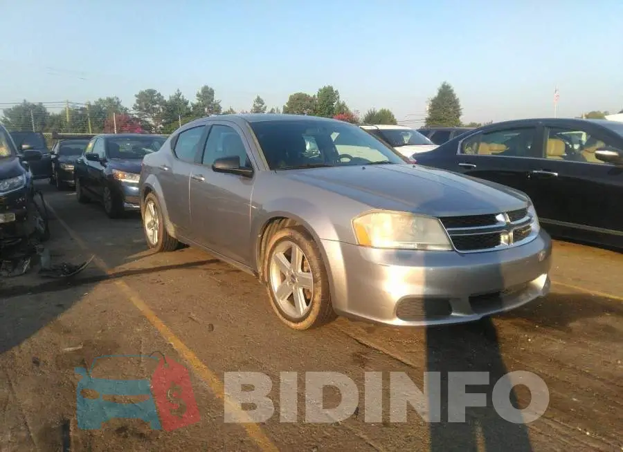 1C3CDZAB5DN707355 Photo# 1