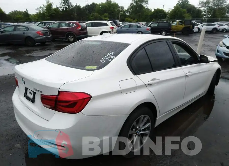 WBA8A3C57GK551482 Photo# 4