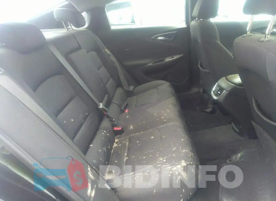 1G1ZD5ST0MF004917 Photo# 8