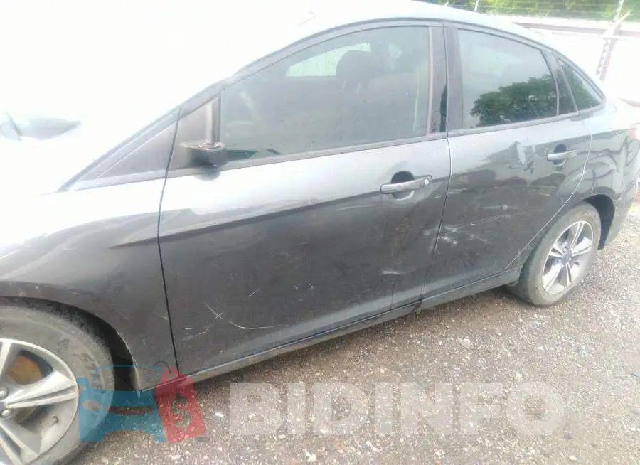1FADP3FE3HL309916 Photo# 6