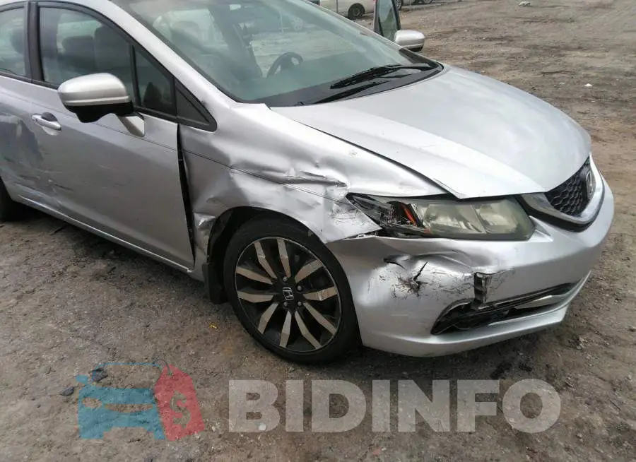 19XFB2F90EE015120 Photo# 6