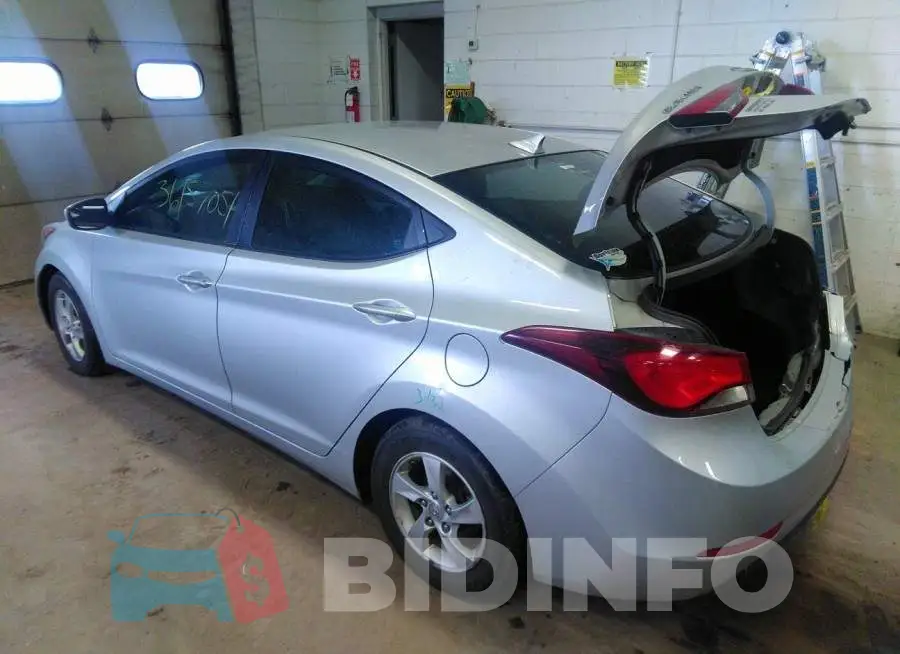 5NPDH4AE8FH581125 Photo# 3