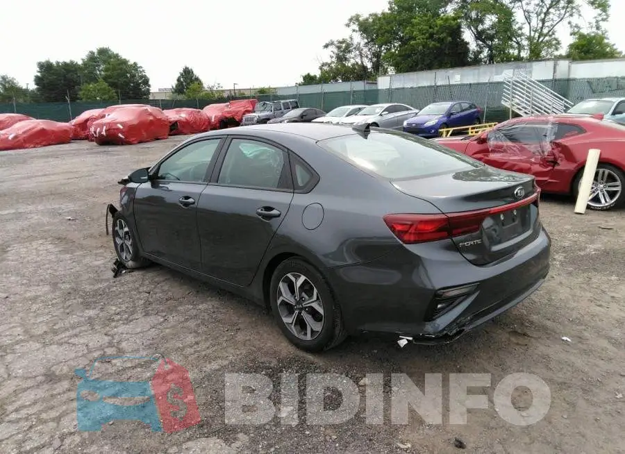 3KPF24AD8KE110673 Photo# 3
