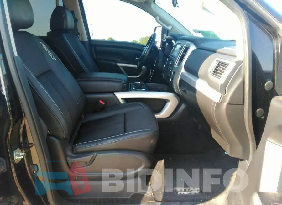 1N6AA1E58JN526664 Photo# 5