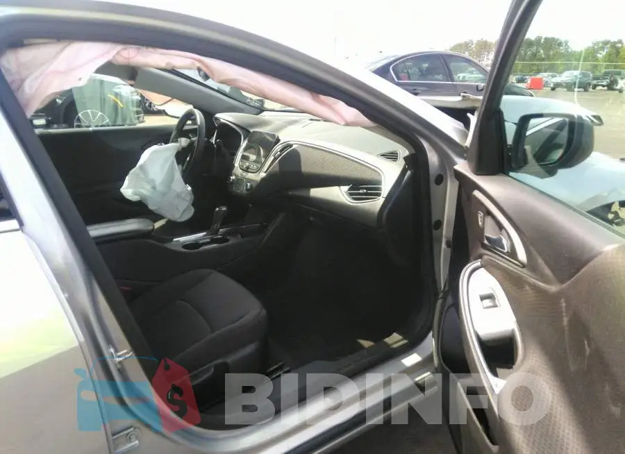 1G1ZD5ST2LF052577 Photo# 5