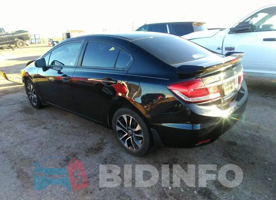 19XFB2F82FE028055 Photo# 3