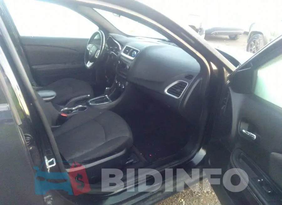 1C3CDZCB7DN502830 Photo# 5