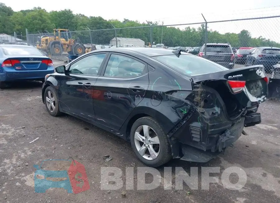 5NPDH4AE8DH189727 Photo# 3