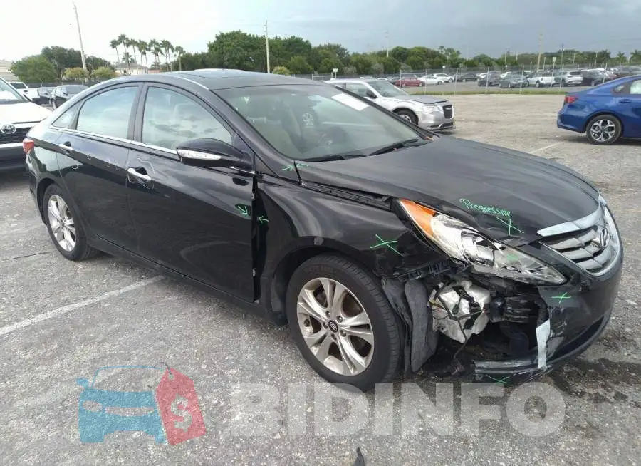 5NPEC4AC2DH637784 Photo# 1