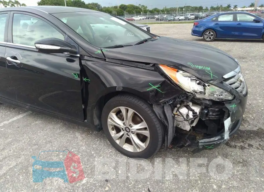 5NPEC4AC2DH637784 Photo# 6