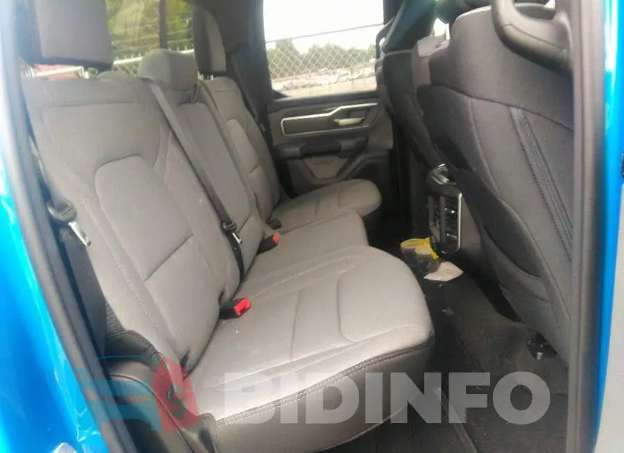 1C6SRFBT7MN800982 Photo# 8
