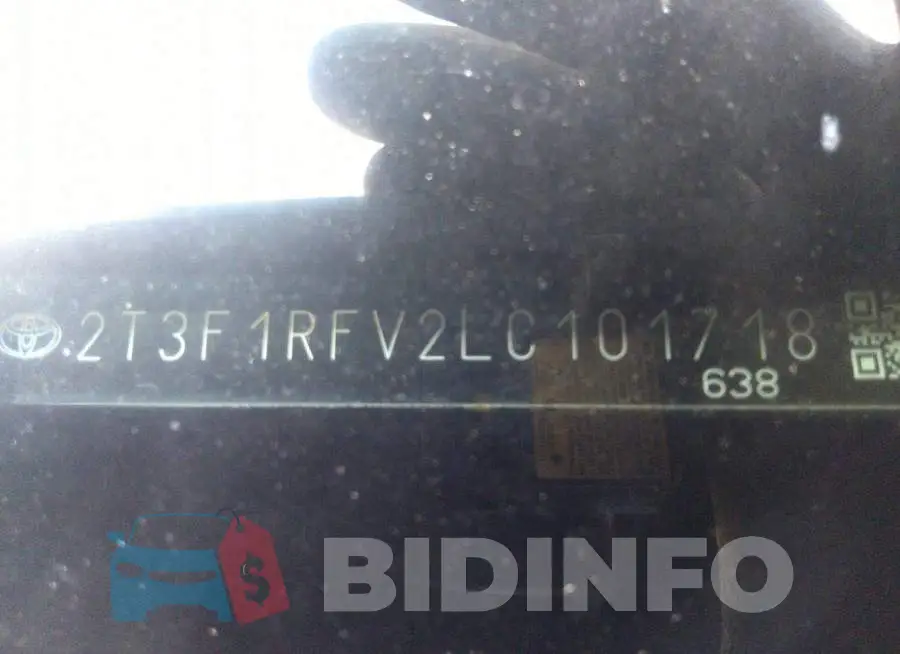 2T3F1RFV2LC101718 Photo# 9