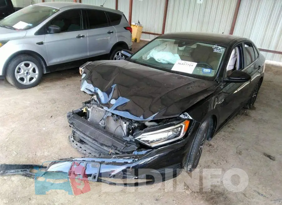 3VWEB7BU2KM229429 Photo# 2