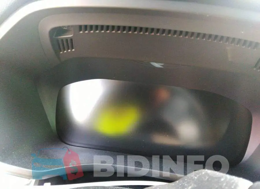 LYV102RK8KB215555 Photo# 7