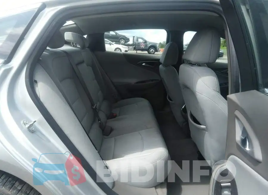 1G1ZD5ST1LF069113 Photo# 8