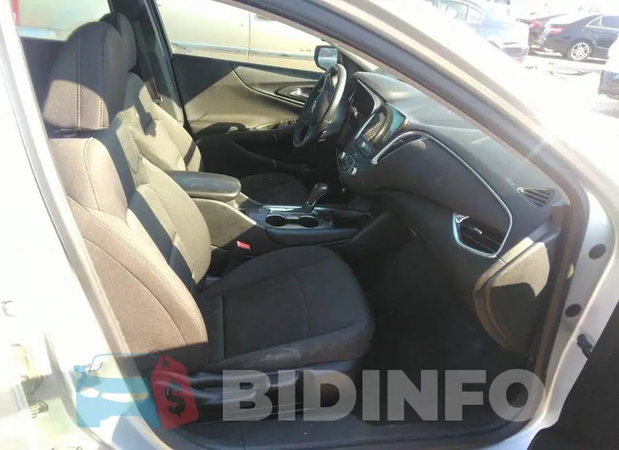 1G1ZD5ST5JF255265 Photo# 5