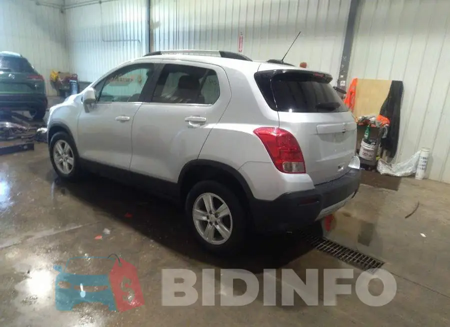 KL7CJLSB7FB260545 Photo# 3