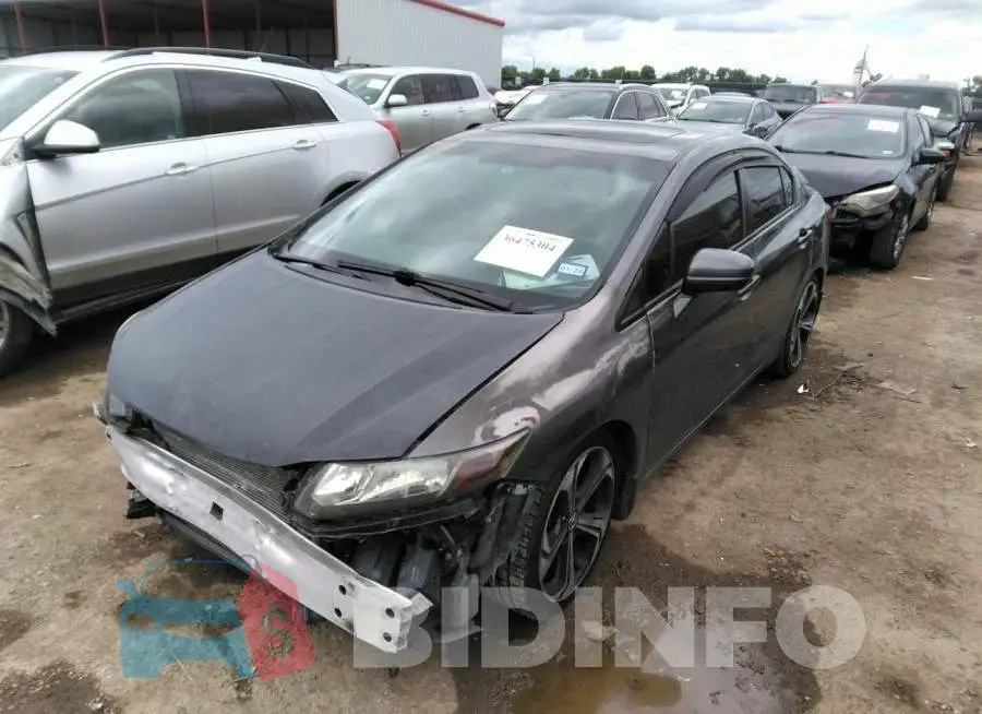 2HGFB6E51FH702913 Photo# 2