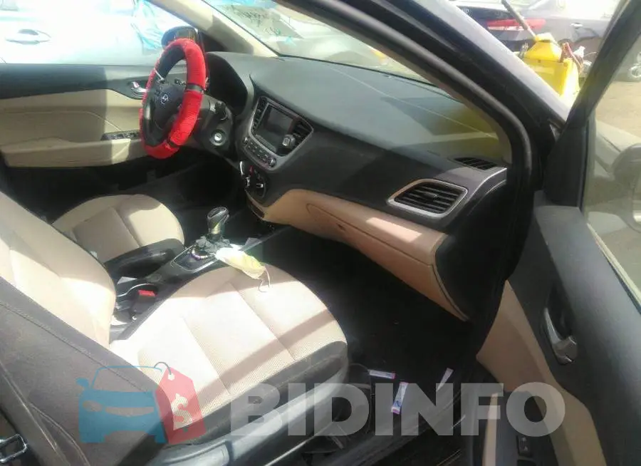 3KPC24A67NE177533 Photo# 5