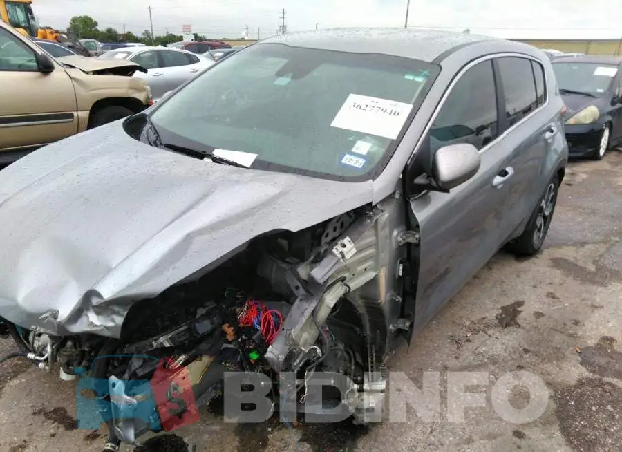 KNDPM3AC6N7017350 Photo# 2