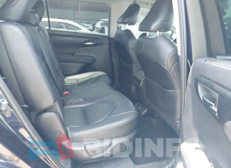5TDGZRAH4LS024817 Photo# 8
