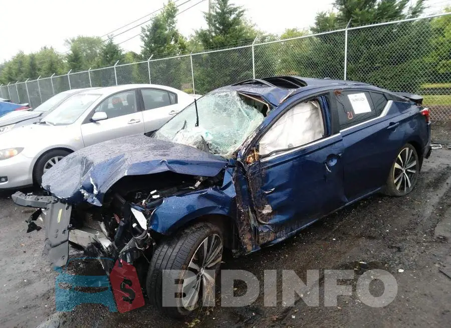 1N4BL4CV4KC184171 Photo# 2