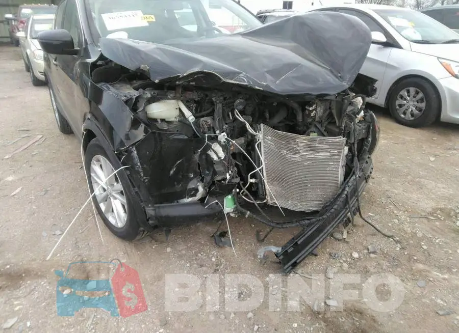 JN1BJ1CR2HW127222 Photo# 6