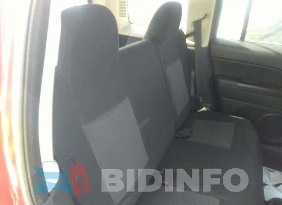 1C4NJPBA8DD235004 Photo# 8