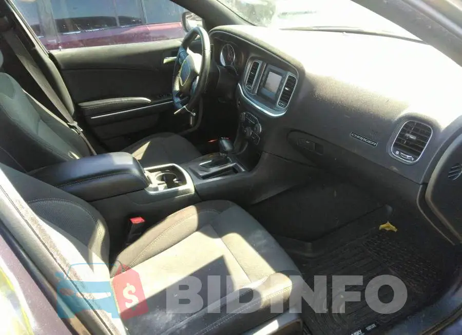 2C3CDXBG2FH801588 Photo# 5