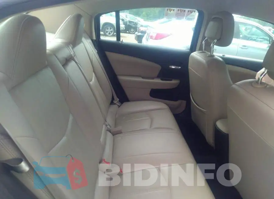 1C3CCBCG4DN520532 Photo# 8