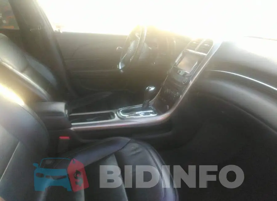 1G11F5SRXDF151676 Photo# 5