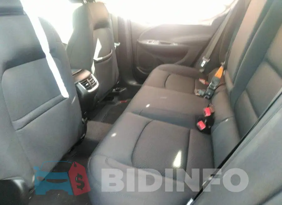 1G1ZD5ST4LF057828 Photo# 8