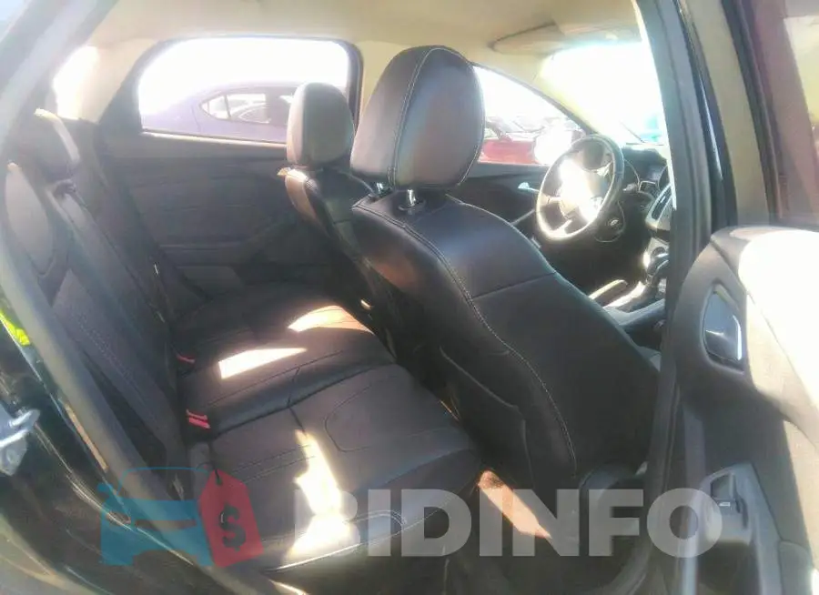 1FADP3F27EL218150 Photo# 8