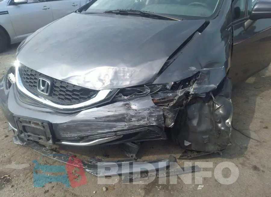 19XFB2E57FE018659 Photo# 6
