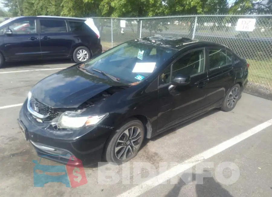 19XFB2F83DE226298 Photo# 2