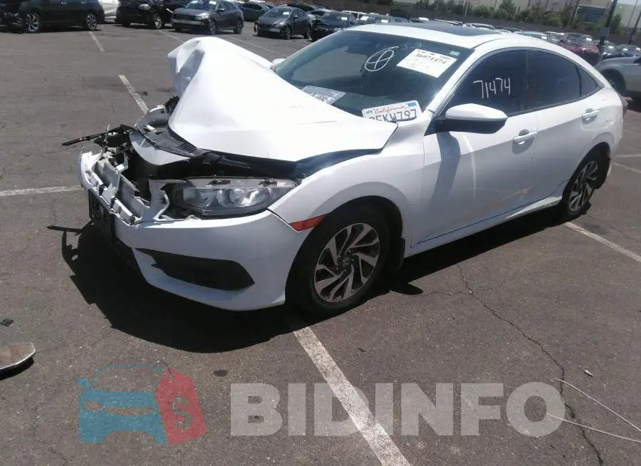 19XFC2F71HE040141 Photo# 2