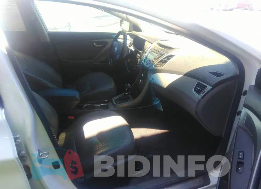 5NPDH4AE8EH474574 Photo# 5