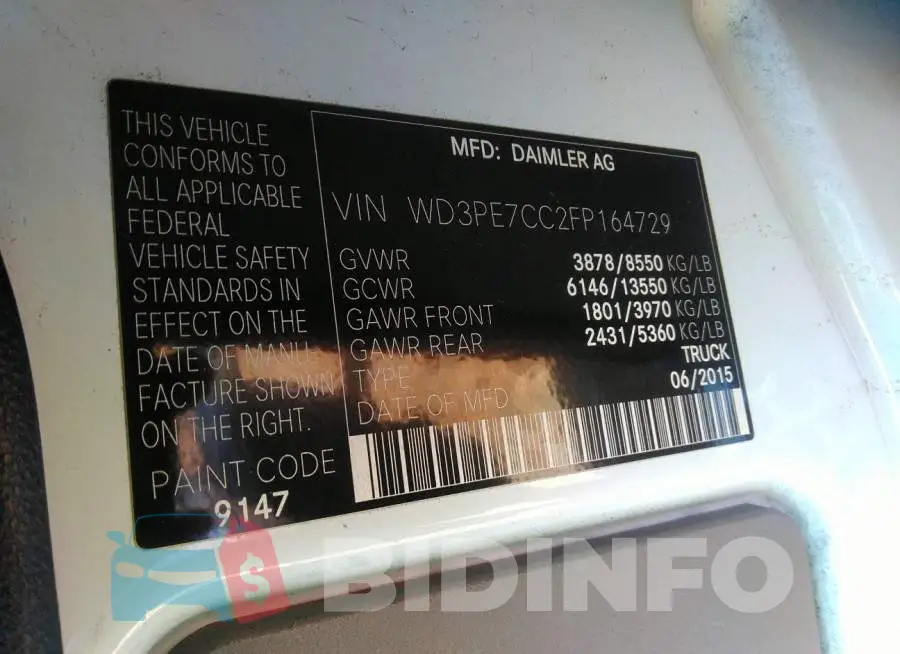 WD3PE7CC2FP164729 Photo# 9