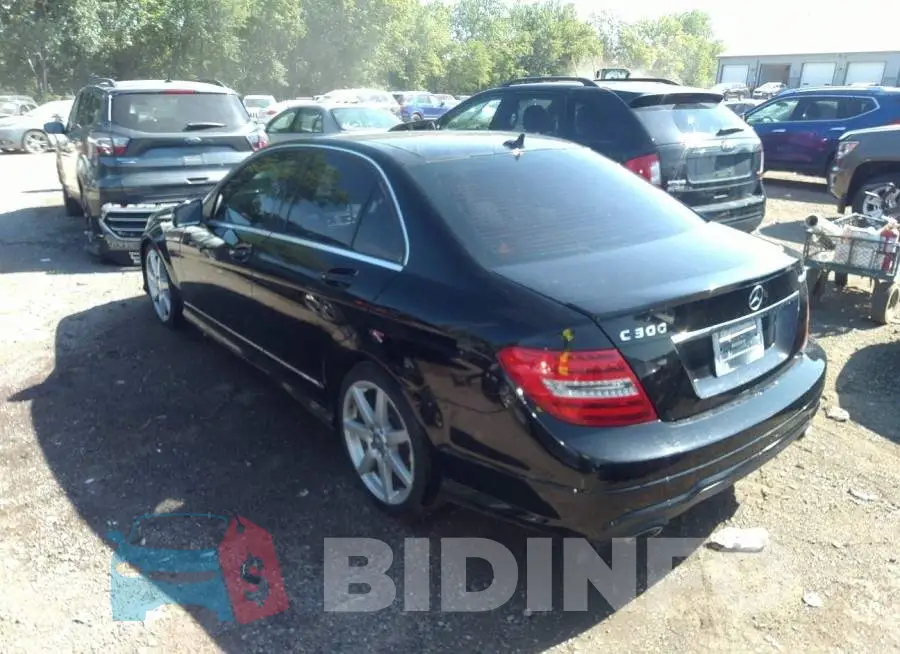WDDGF8AB8DR246930 Photo# 3