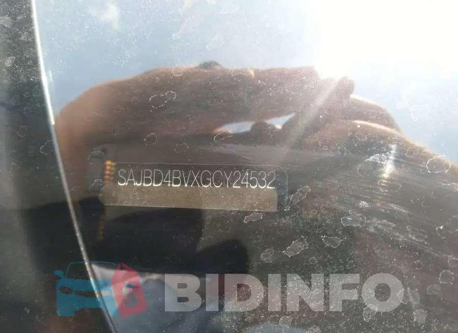 SAJBD4BVXGCY24532 Photo# 9