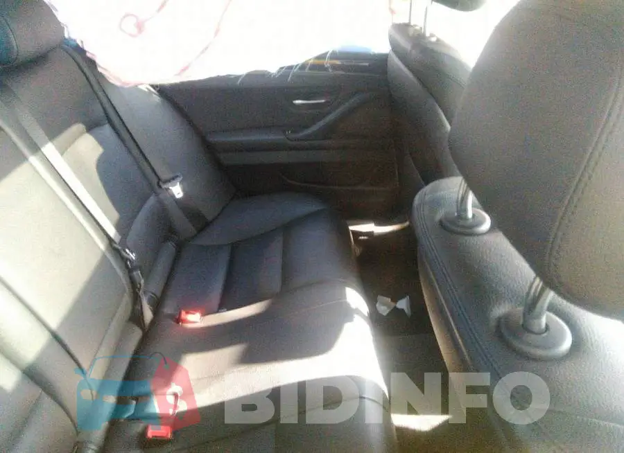 WBA5A5C58GG350093 Photo# 8